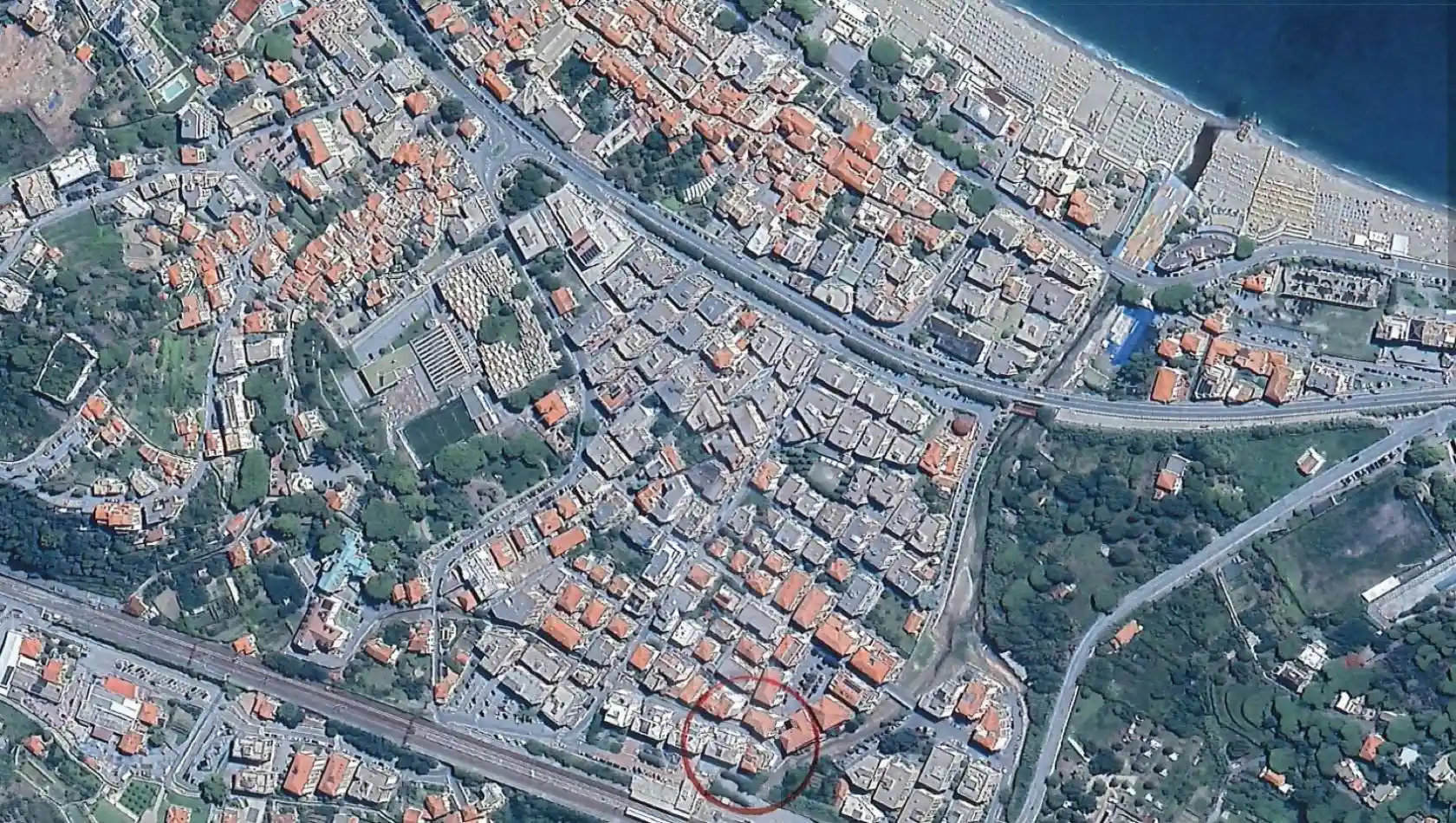 Appartamento all'asta piazza Camillo Sbarbaro 16/1, Spotorno - foto 3