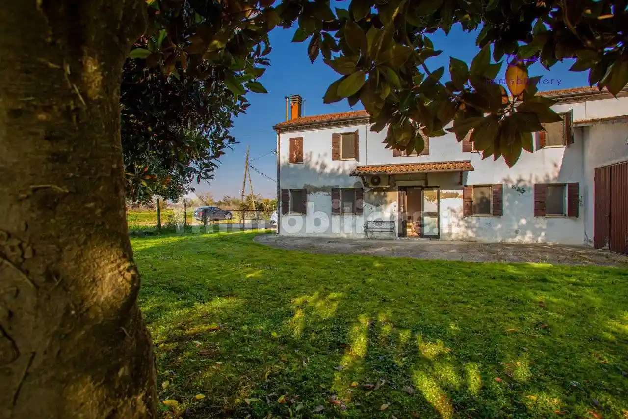 Casa indipendente in vendita a Tribano