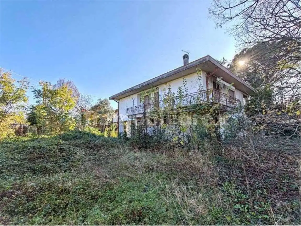 Casa indipendente in asta a Santa Lucia di Piave