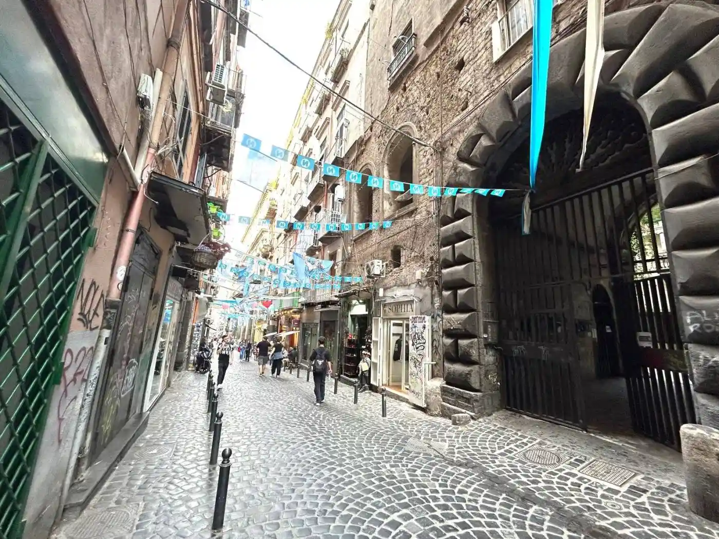 Quadrilocale via dei Tribunali 133, Tribunali, Napoli - foto 4