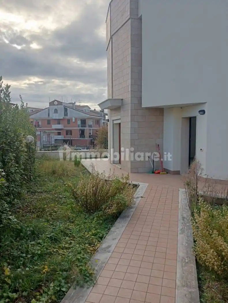 Villa a schiera via Monsignor Silvestro Pistilli, Centro, Cori - foto 2