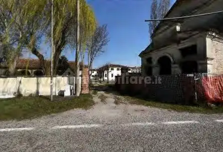 Palazzo - Stabile in asta a Roncoferraro