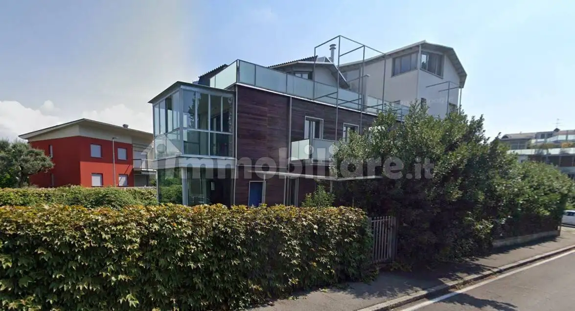 Villa in vendita a Alzano Lombardo