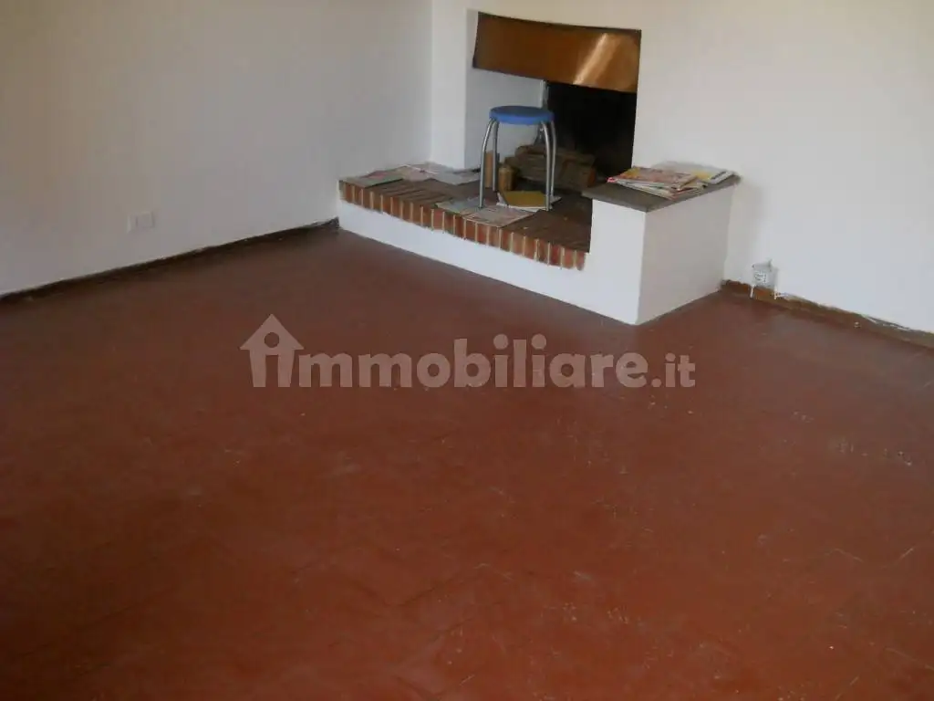 Casa indipendente in affitto a San Giuliano Terme