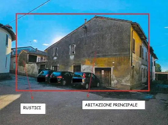 Casa indipendente in asta a Ostiano