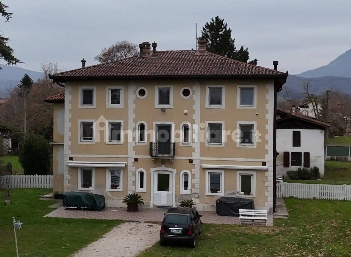 Villa - foto 3