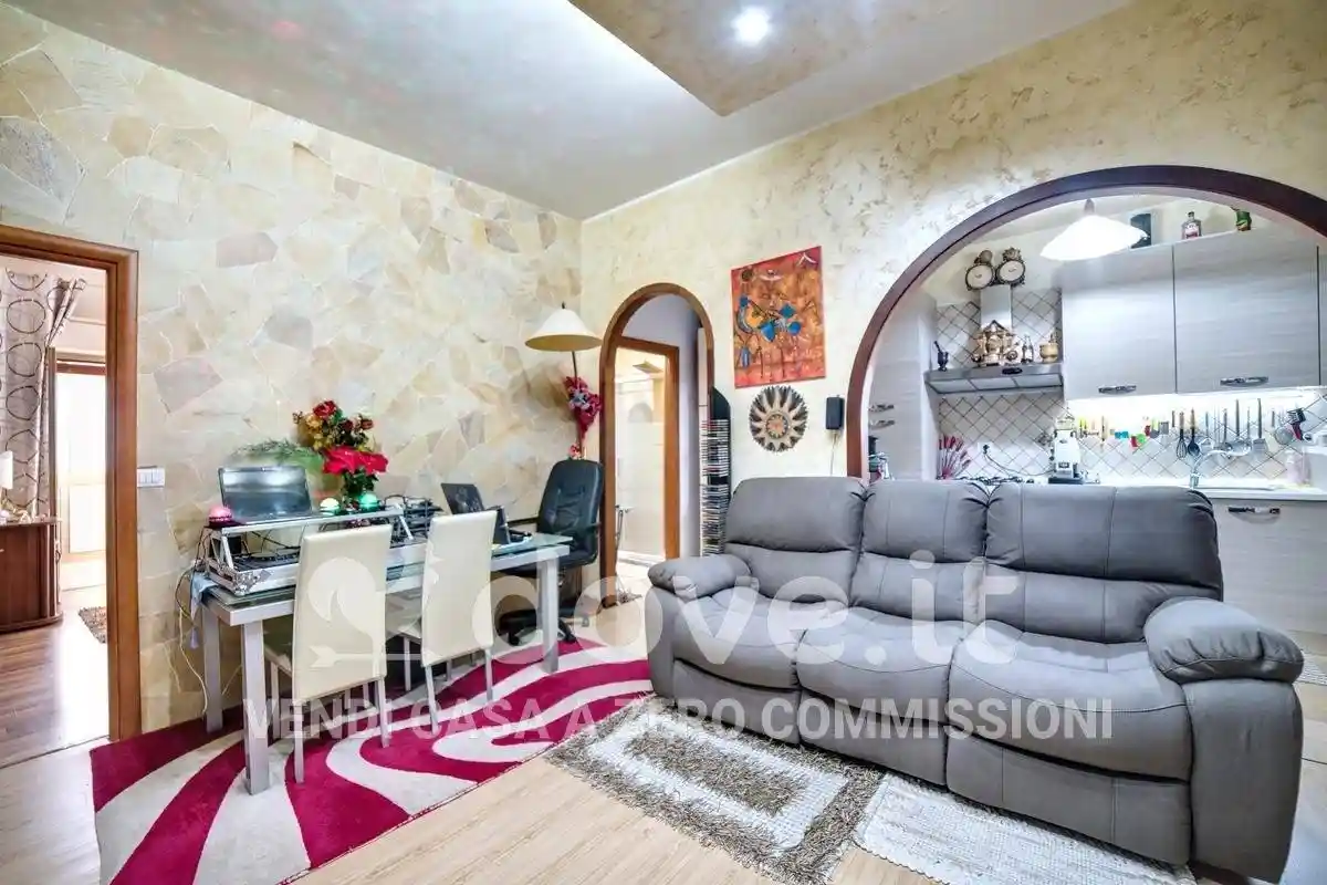 Appartamento in vendita a Aci Catena