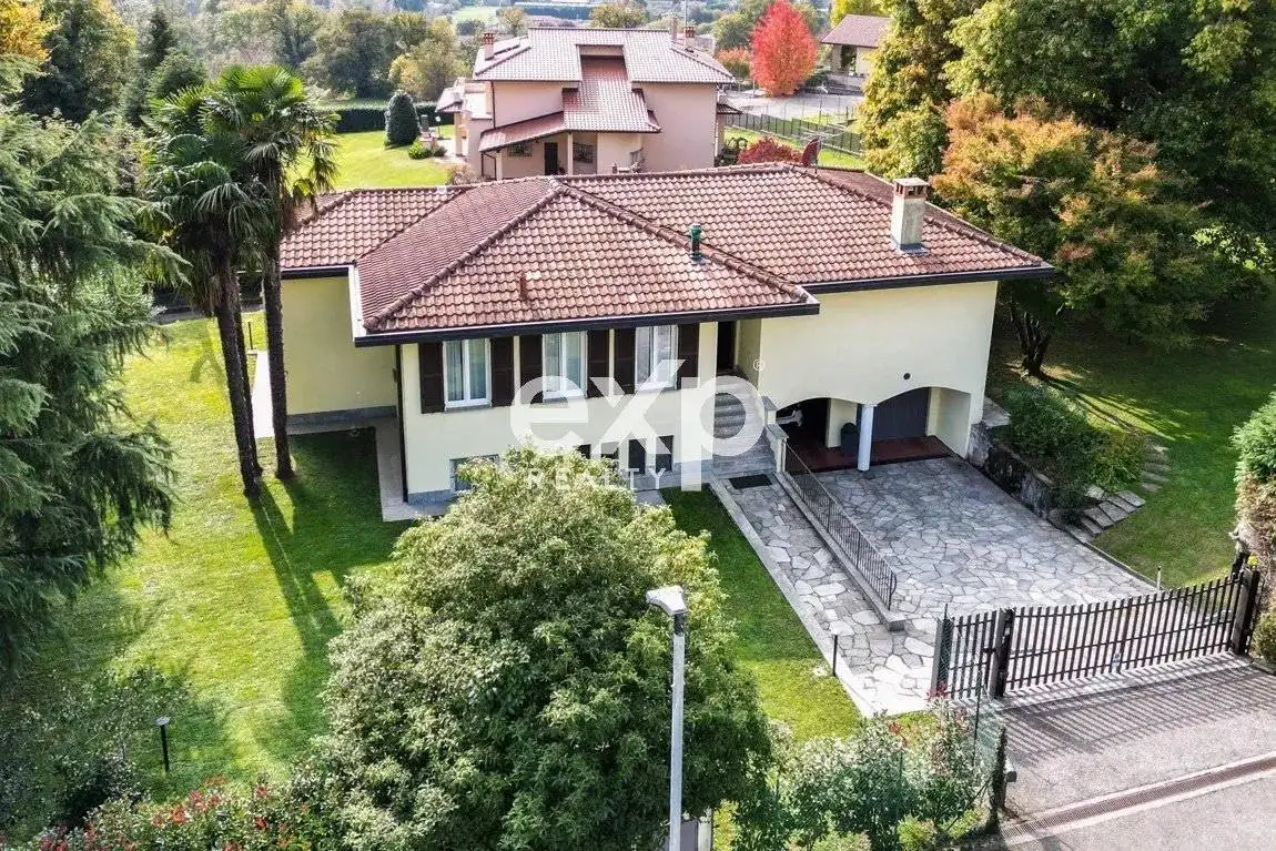 Villa unifamiliare via Matteotti, 42, Barasso - foto 2
