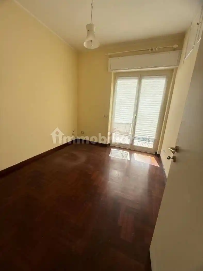 Quadrilocale via Andrea d'Isernia 57, Chiaia, Napoli - foto 5