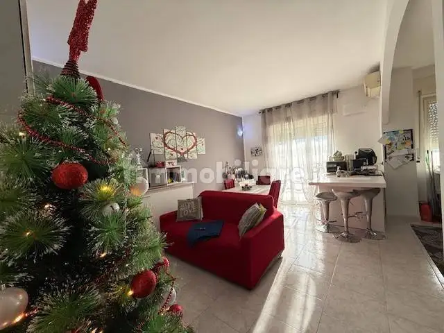 Appartamento in vendita a Varedo