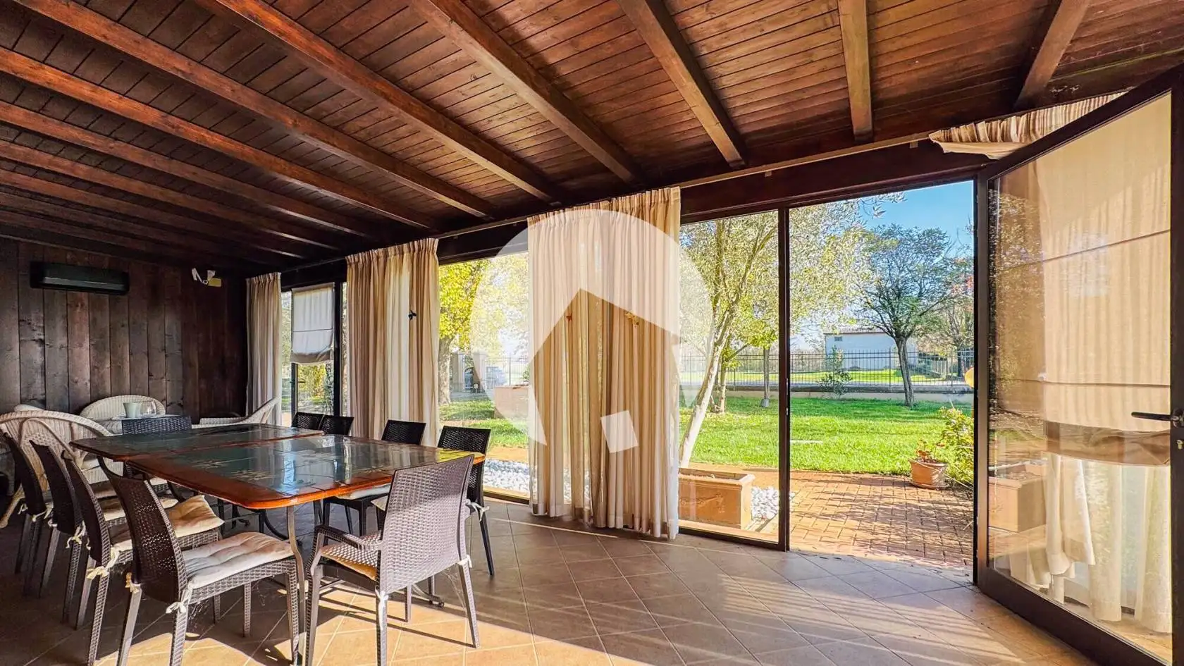 Villa in vendita a Cadelbosco di Sopra