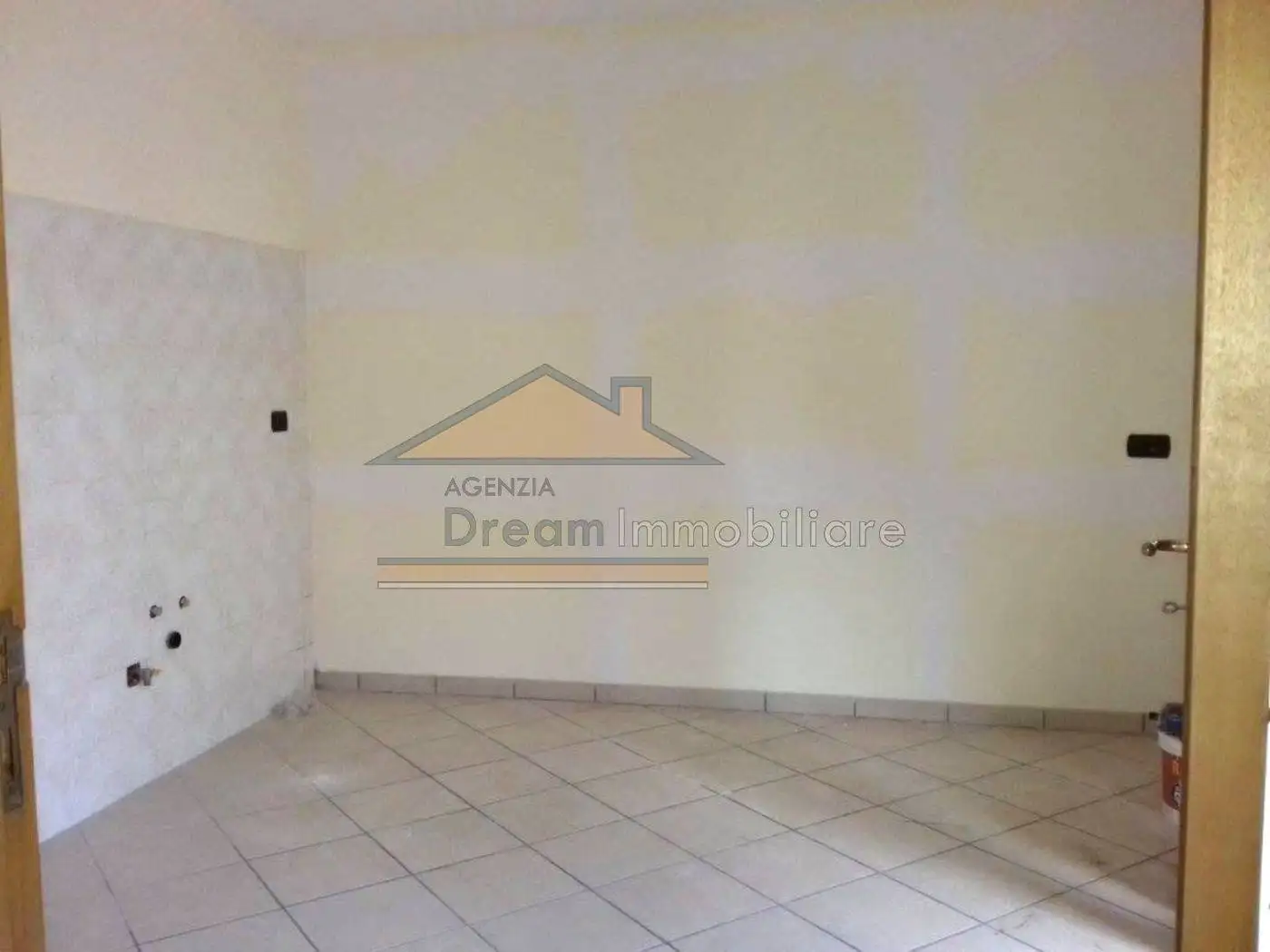 Trilocale via Innamorati, Nuovo Corso Campano - Marchesella, Giugliano in Campania - foto 4