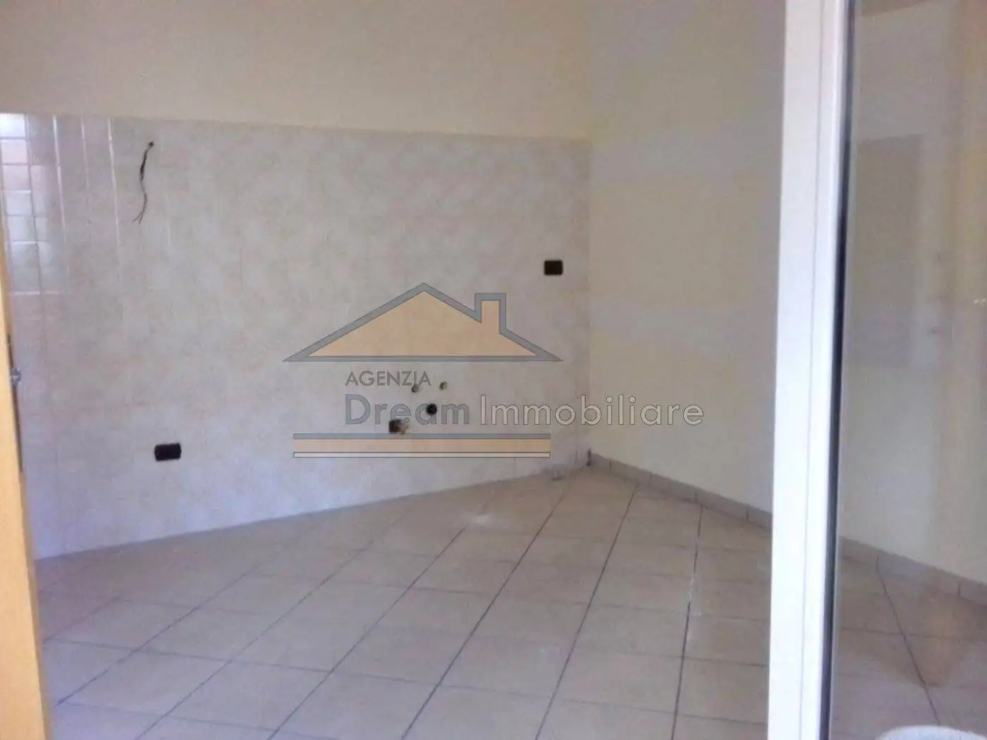 Trilocale via Innamorati, Nuovo Corso Campano - Marchesella, Giugliano in Campania - foto 5