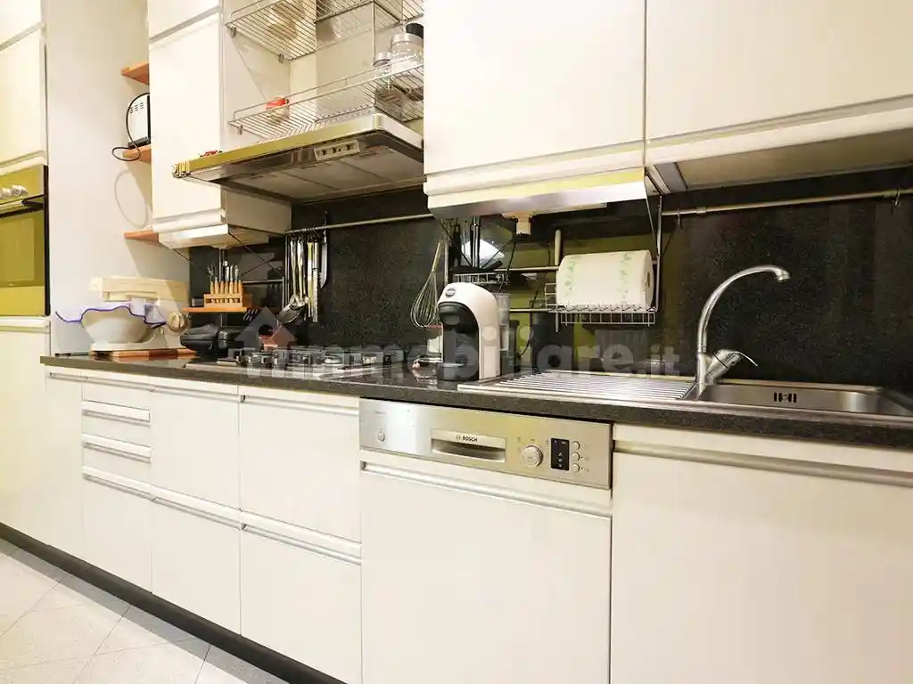 Quadrilocale piazza Caduti del Lavoro, Ospedale - Volturno, Parma - foto 4