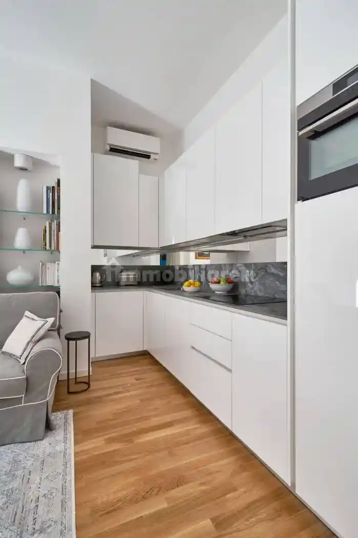 Bilocale via Camillo Finocchiaro Aprile 14, Repubblica, Milano - foto 3