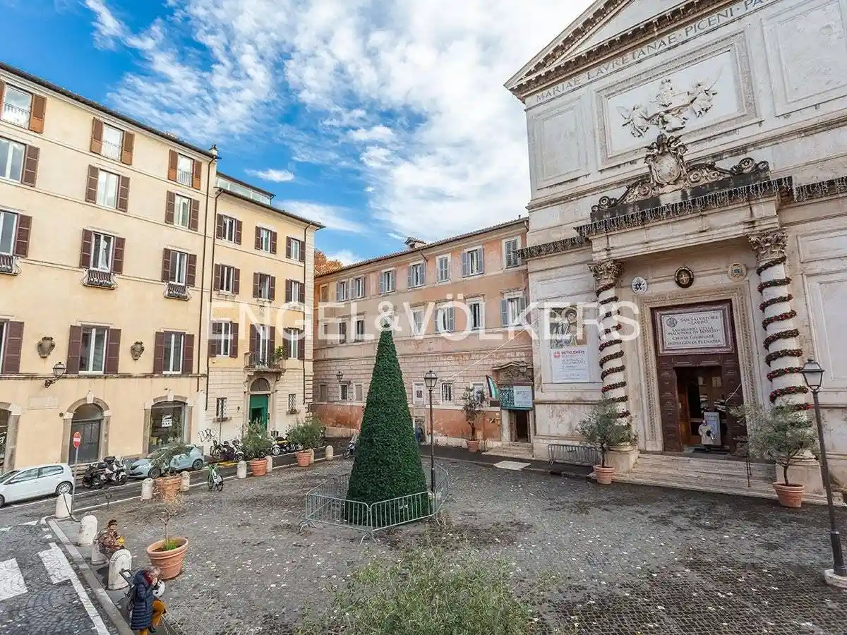 Appartamento in vendita a Roma