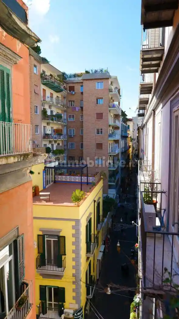 Appartamento piazza Giulio Rodinò 24, Chiaia, Napoli - foto 3