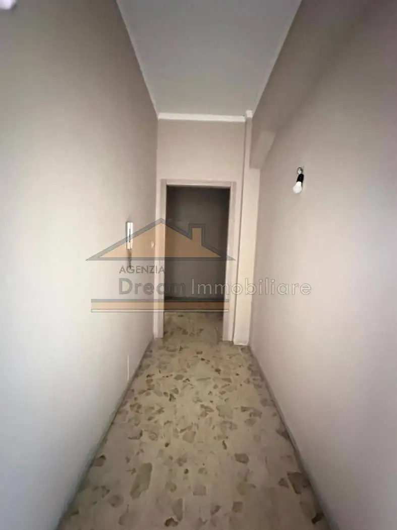 Quadrilocale piazza Antonio Gramsci, Centro Storico, Giugliano in Campania - foto 5