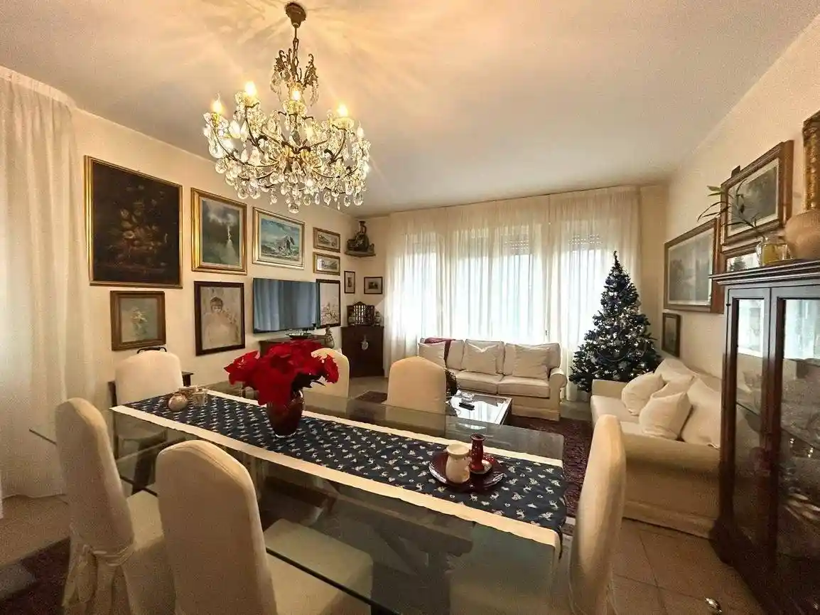 Quadrilocale via Ettore Brambilla 17, Centro, Cantù - foto 5