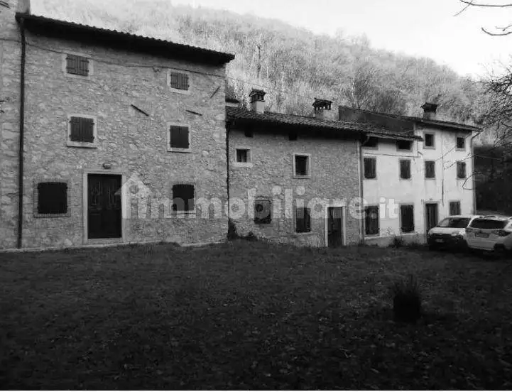 Casa indipendente in asta a Badia Calavena