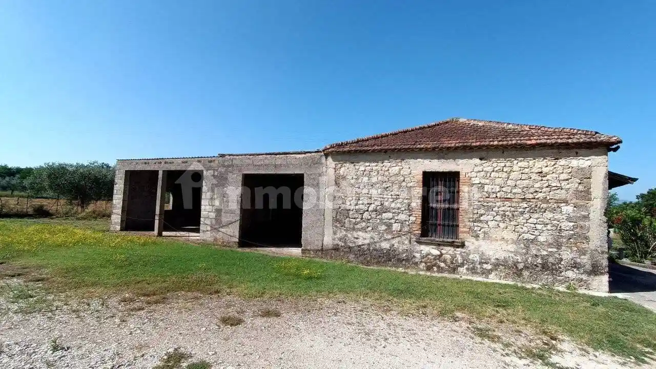 Rustico - Casale in vendita a Roccasecca