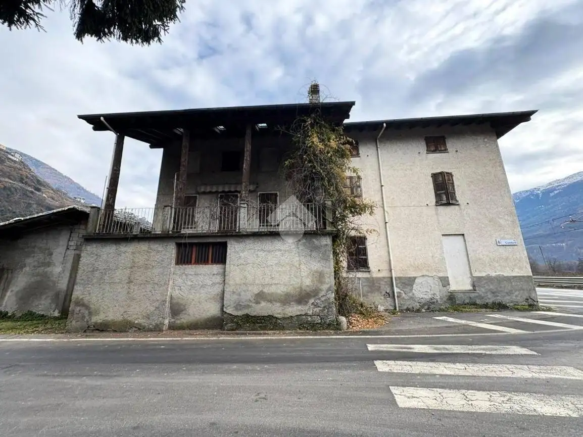 Casa indipendente in vendita a Poggiridenti