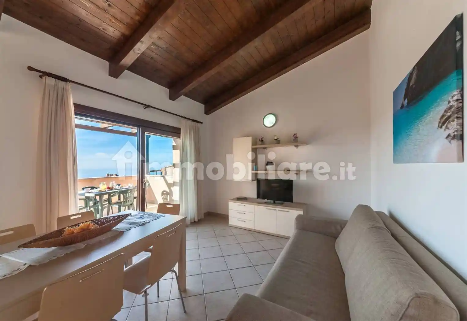 Appartamento in vendita a Trinità d'Agultu e Vignola