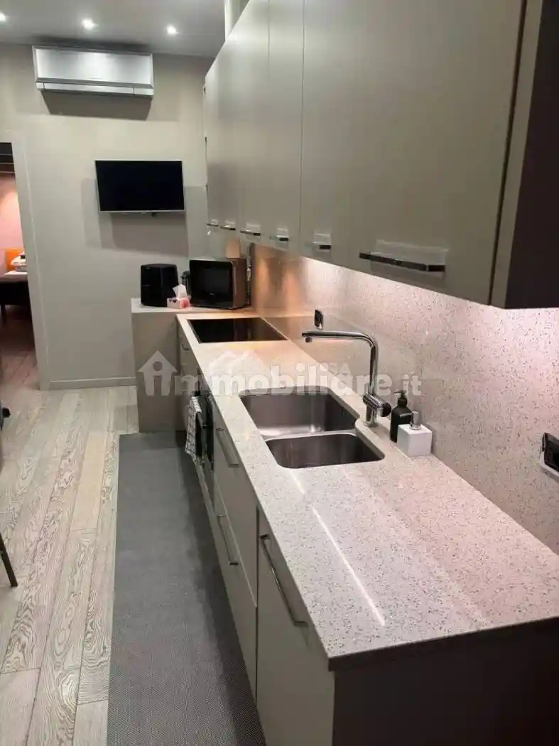 Quadrilocale corso Ventidue Marzo, 43, Porta Vittoria, Milano - foto 2