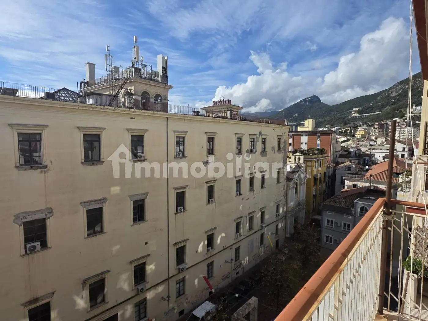 Appartamento in vendita a Salerno
