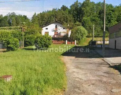 Villa in asta a Brusnengo