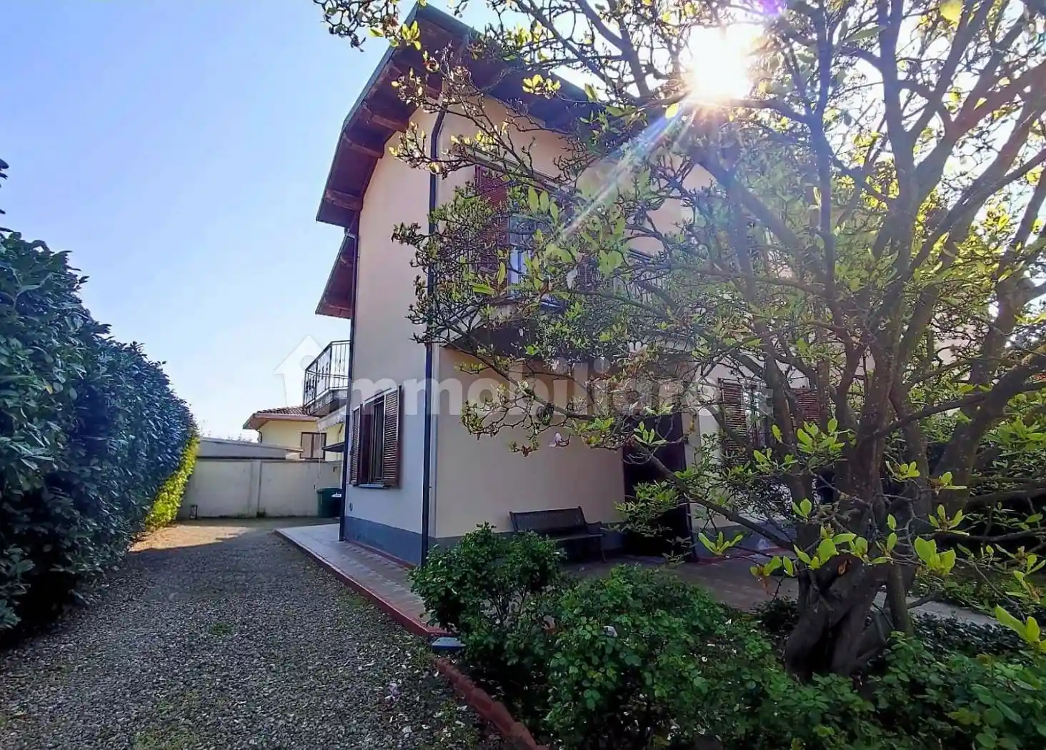 Villa in vendita a Dorno