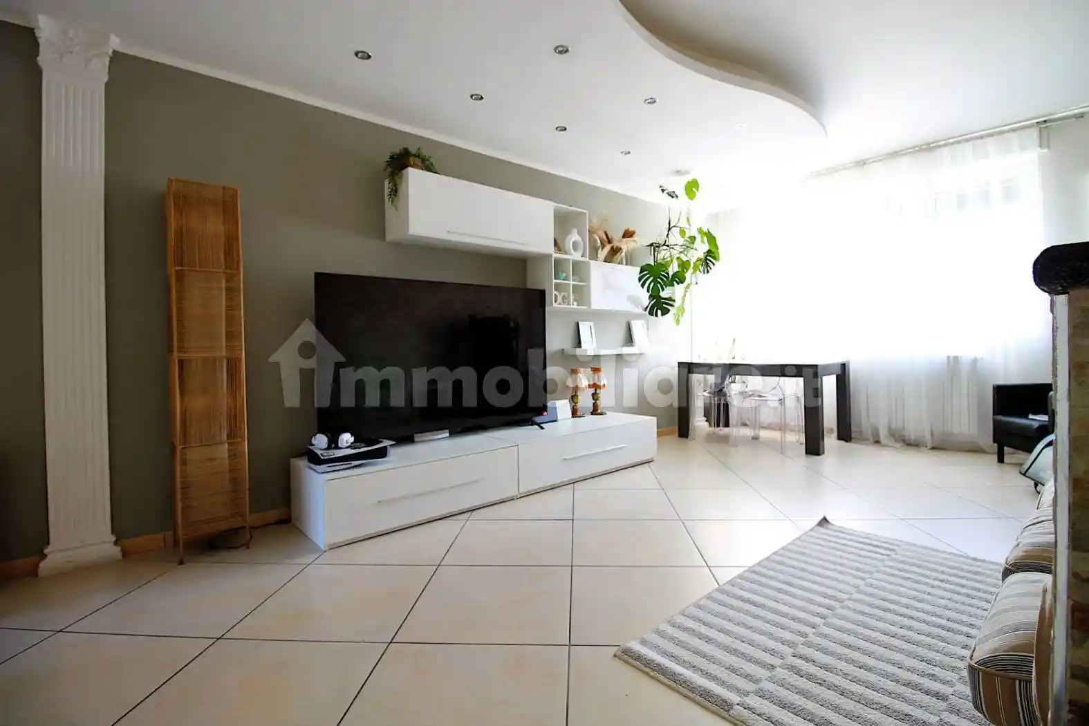 Trilocale ottimo stato, secondo piano, Lora, Como - foto 3