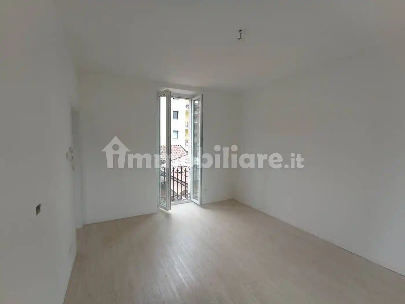 Bilocale via dei Mille 14, Como Sole, Como - foto 3