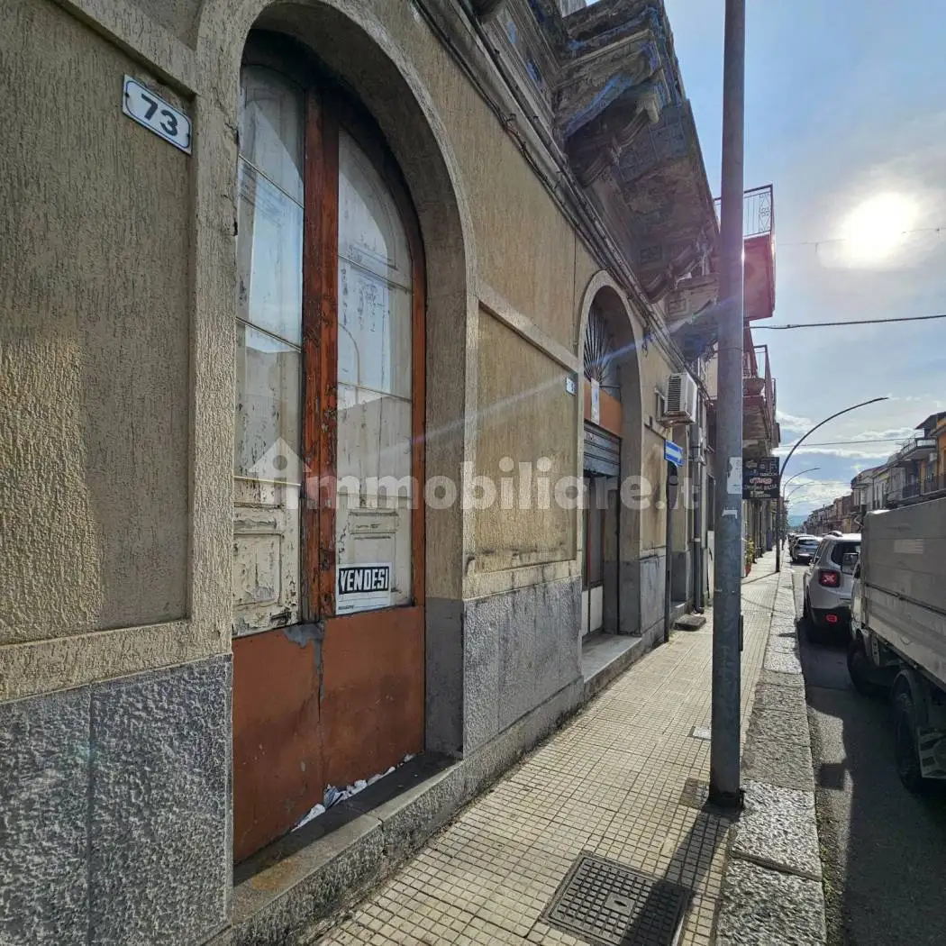 Casa indipendente in vendita a Fiumefreddo di Sicilia