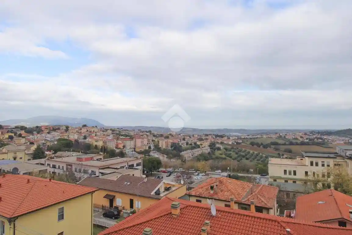 Trilocale via Giambattista Pergolesi 15, Centro, Castelfidardo - foto 3