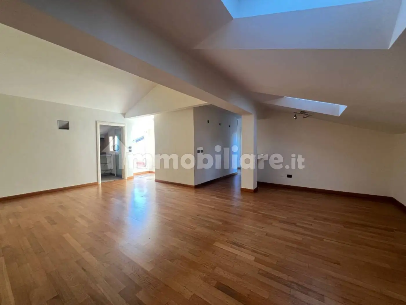 Attico - Mansarda in affitto a Reggio Emilia