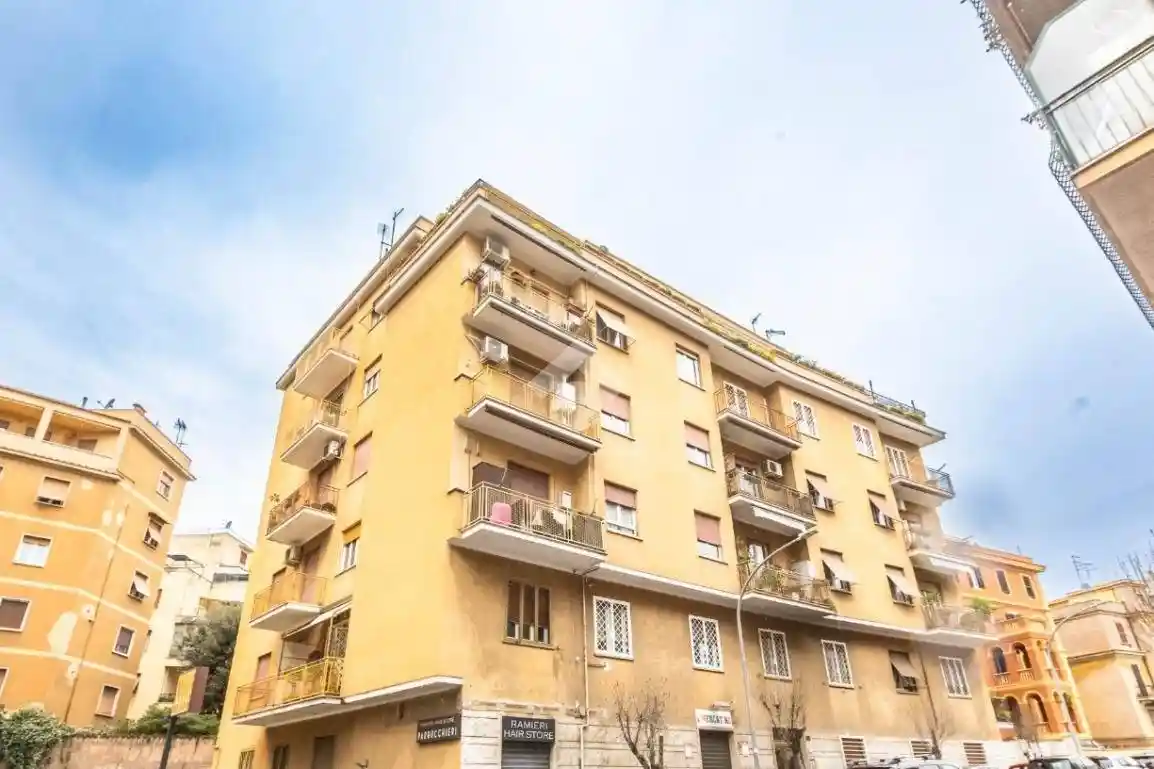 Bilocale via Graziano 15, Baldo degli Ubaldi, Roma - foto 2