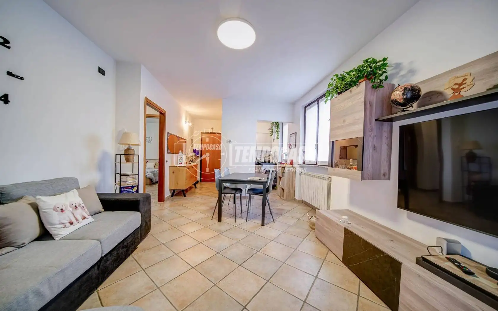 Trilocale via Piave 125, Centro, Azzate - foto 3