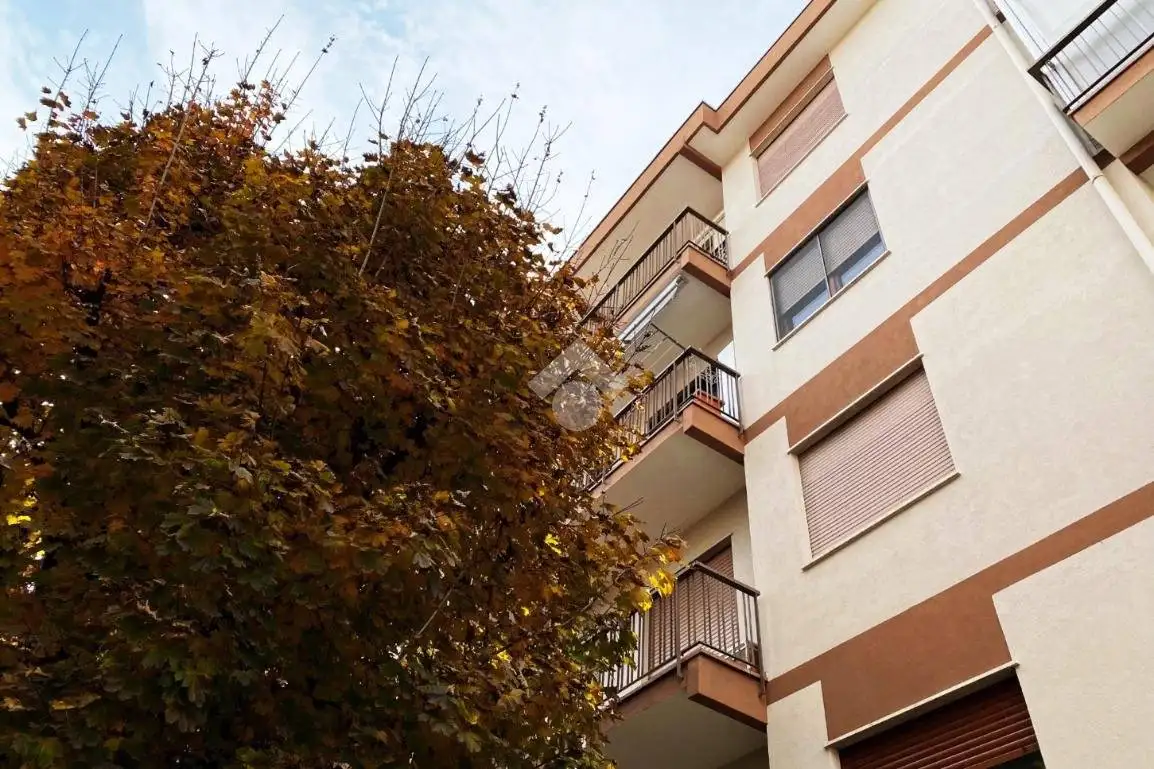 Appartamento via vittorio veneto 41, Centro, Ciriè - foto 2