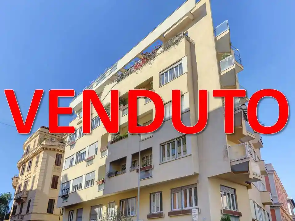 Appartamento in vendita a Roma