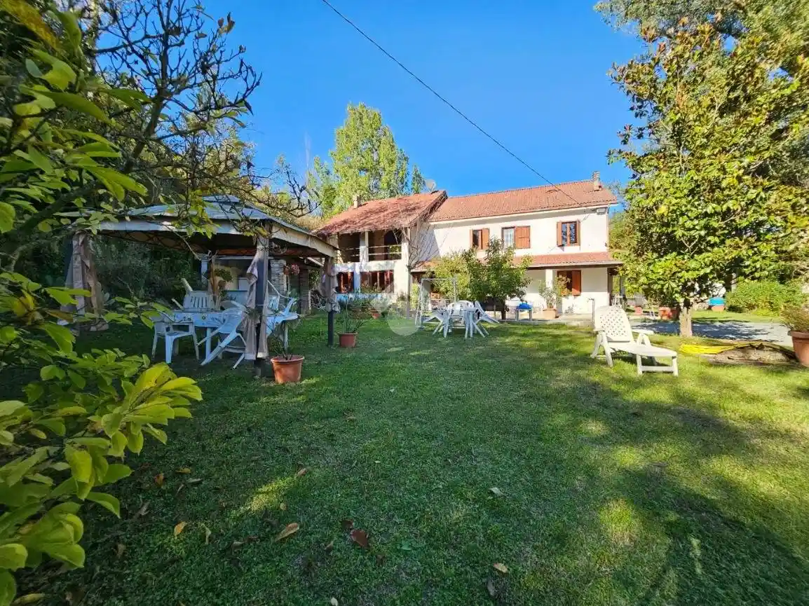 Terratetto unifamiliare regione Case Sparse 2, Castel Rocchero - foto 4