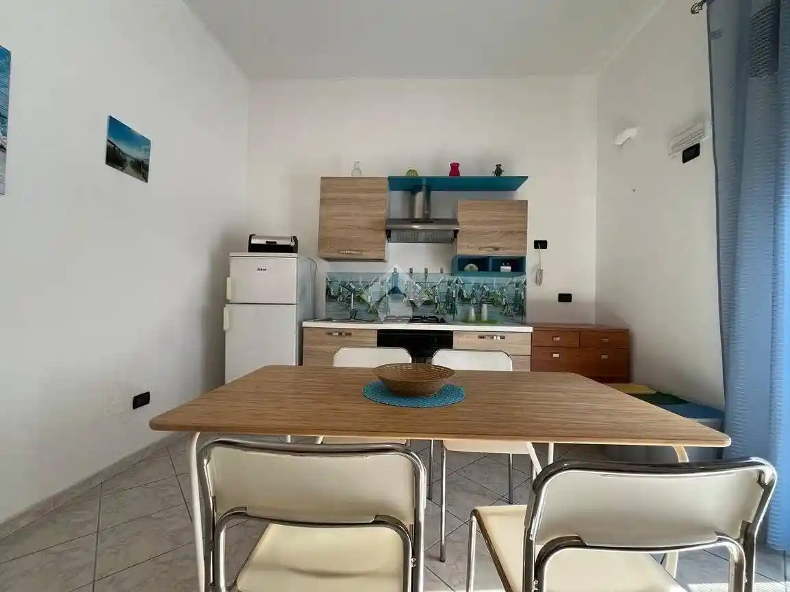 Quadrilocale via Roma 64, Centro, Castellammare del Golfo - foto 2