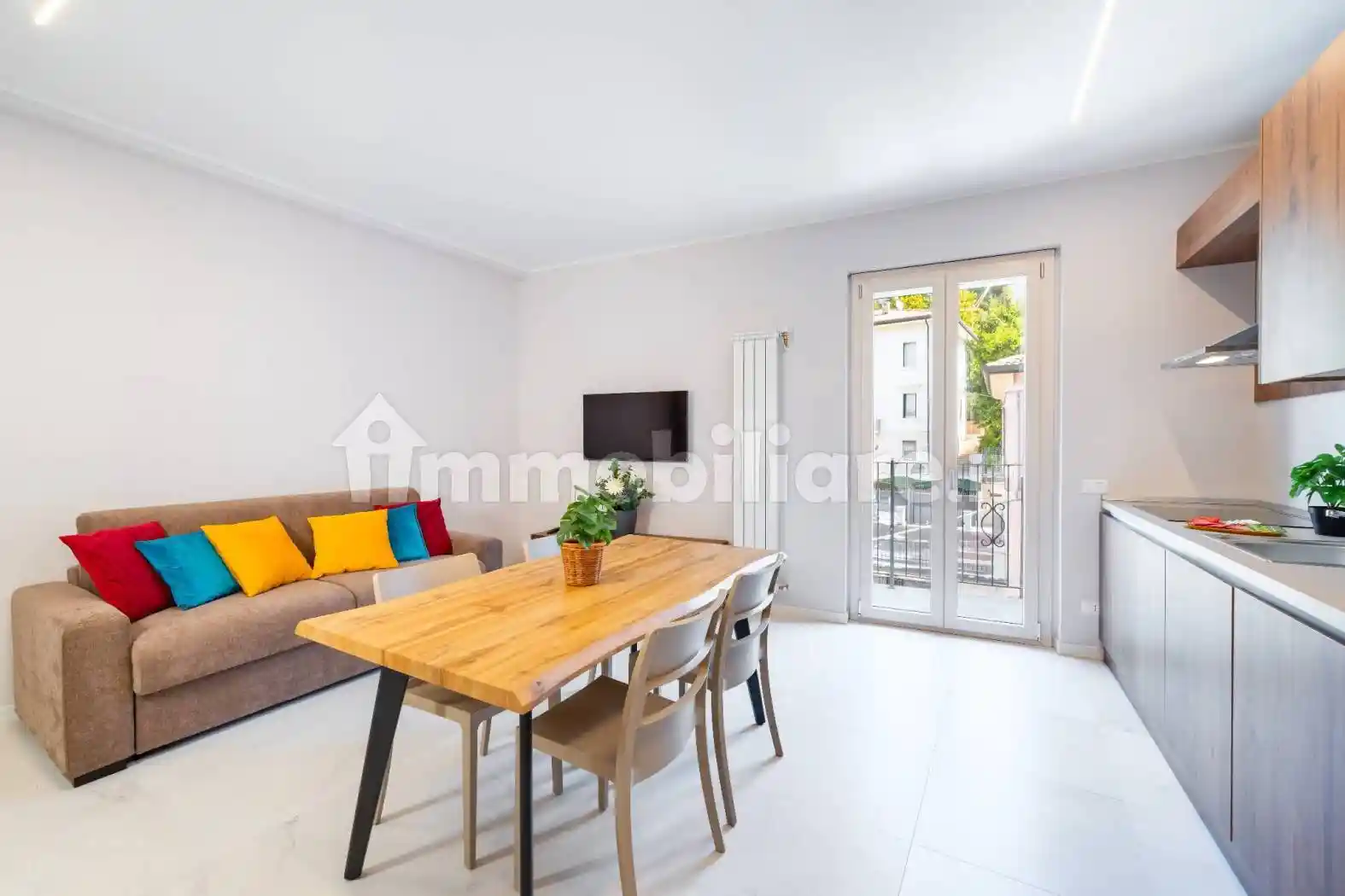 Bilocale salita Monte Grappa 2, Pindemonte, Verona - foto 2