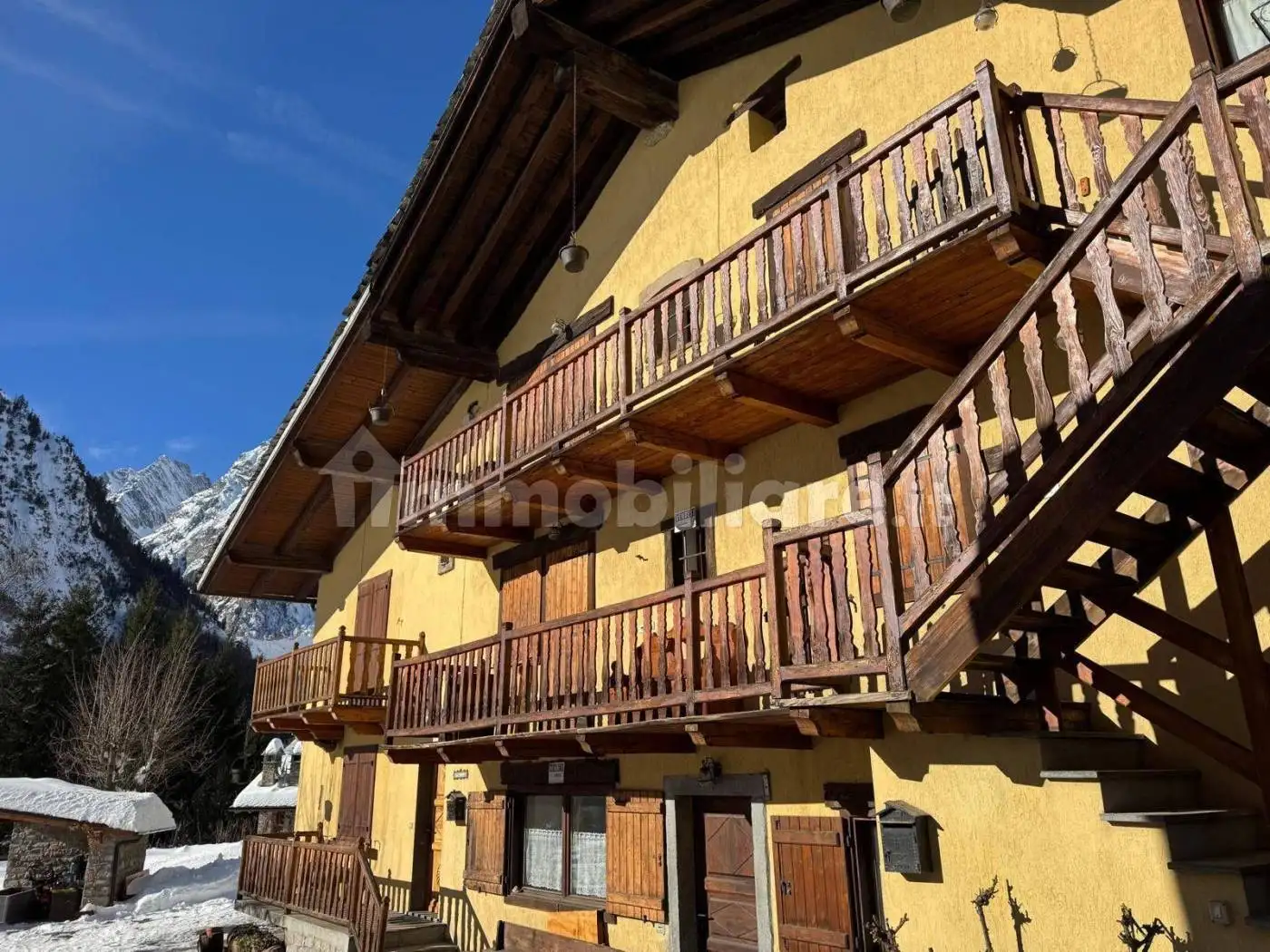 Appartamento in vendita a Courmayeur
