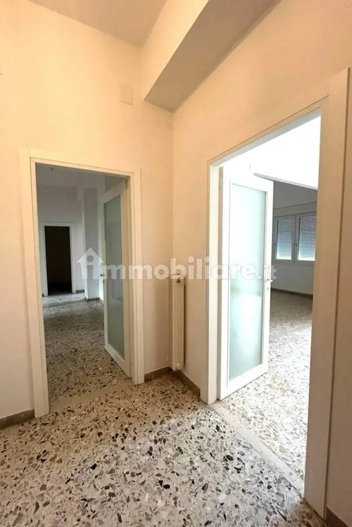 Trilocale terzo piano, Porcellana, Sassari - foto 3