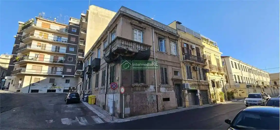 Palazzo - Edificio in Vendita - foto 4