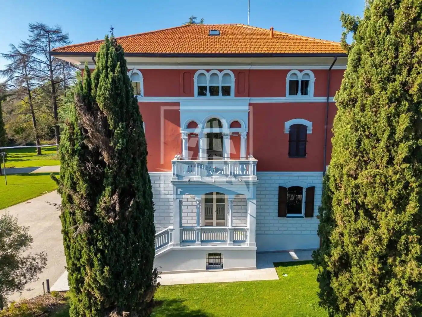 Villa in vendita a Traversetolo