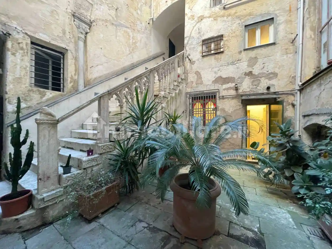 Quadrilocale Vico delle Mele 16R, Caricamento, Genova - foto 5