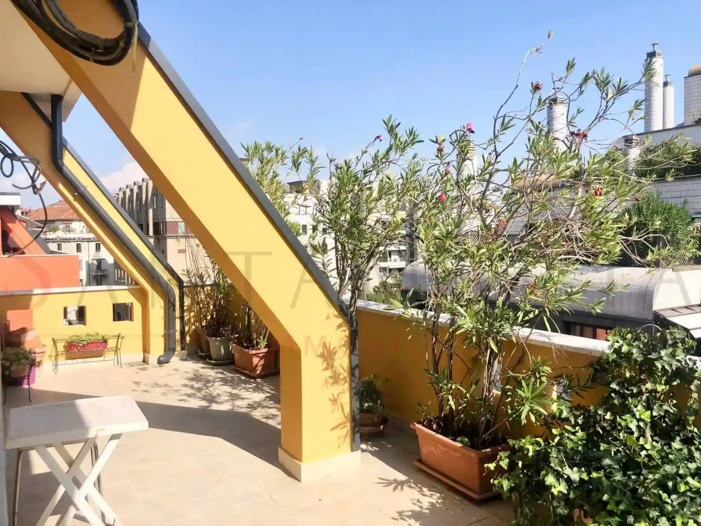 Bilocale ottimo stato, quarto piano, Guastalla, Milano - foto 2