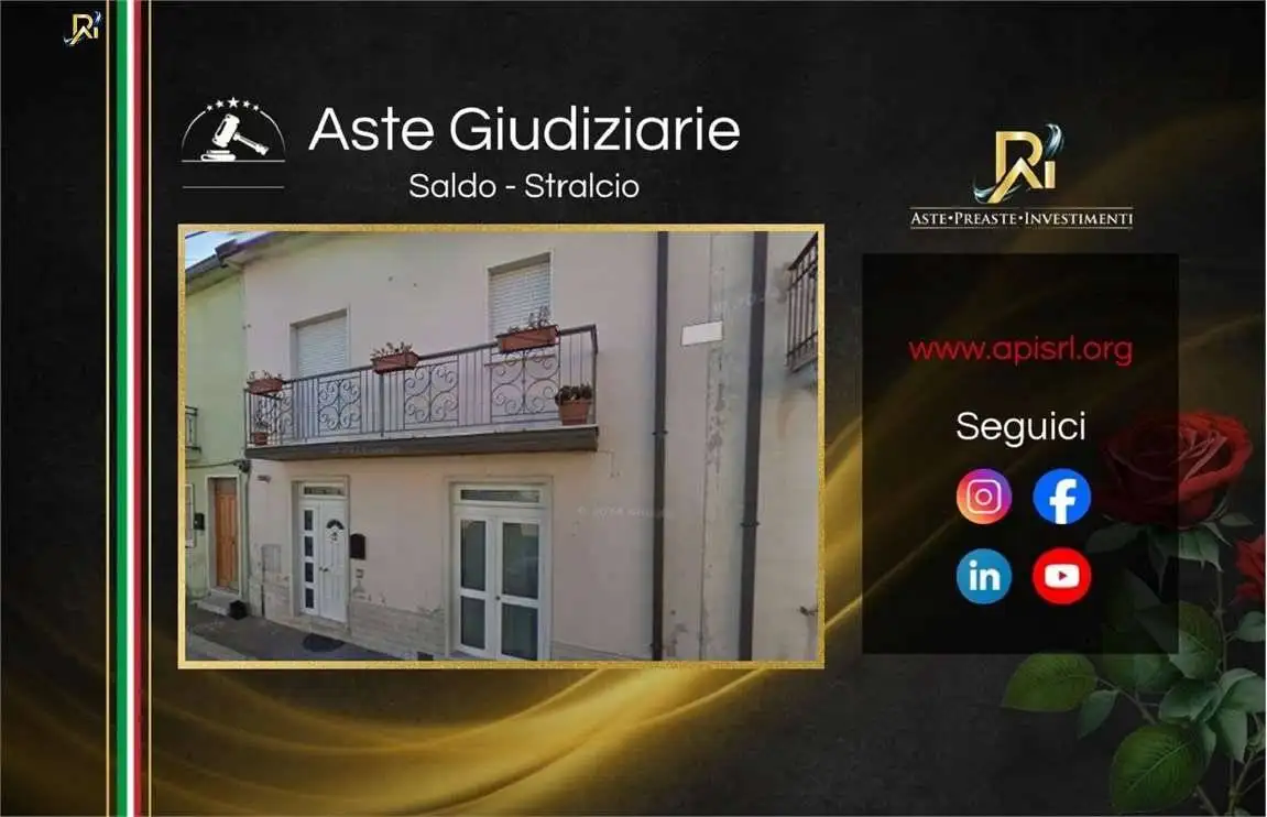 Casa indipendente in asta a Taurasi